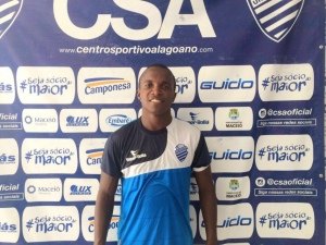CSA espera acertar renovações com Marco Antônio, Edinho e Michel  