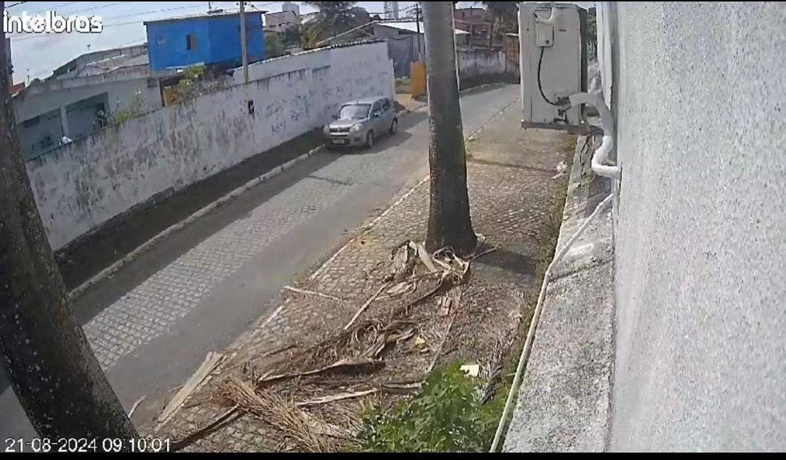 [Vídeo] Residência é assaltada durante o dia no Barro Duro