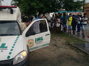 Jovem é executado em suposta troca de tiros entre facções 