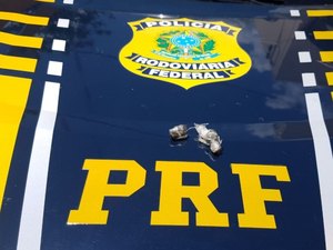 PF detém um homem por porte de drogas para consumo , em São Sebastião