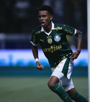 O que o valor da venda de Estêvão representa para as finanças do Palmeiras?