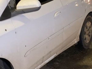 Um foge e outro fica ferido em troca de tiros entre suspeitos de roubo e polícia