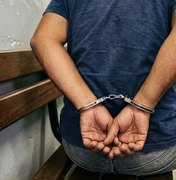 Mulher denuncia companheiro por ameaça com faca e homem acaba preso em Arapiraca