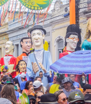 Prévias carnavalescas movimentam finais de semana em Penedo; veja a programação