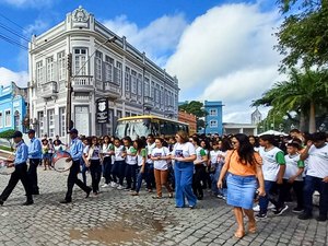 Caminhada Literária de Viçosa reuni mais de 500 estudantes