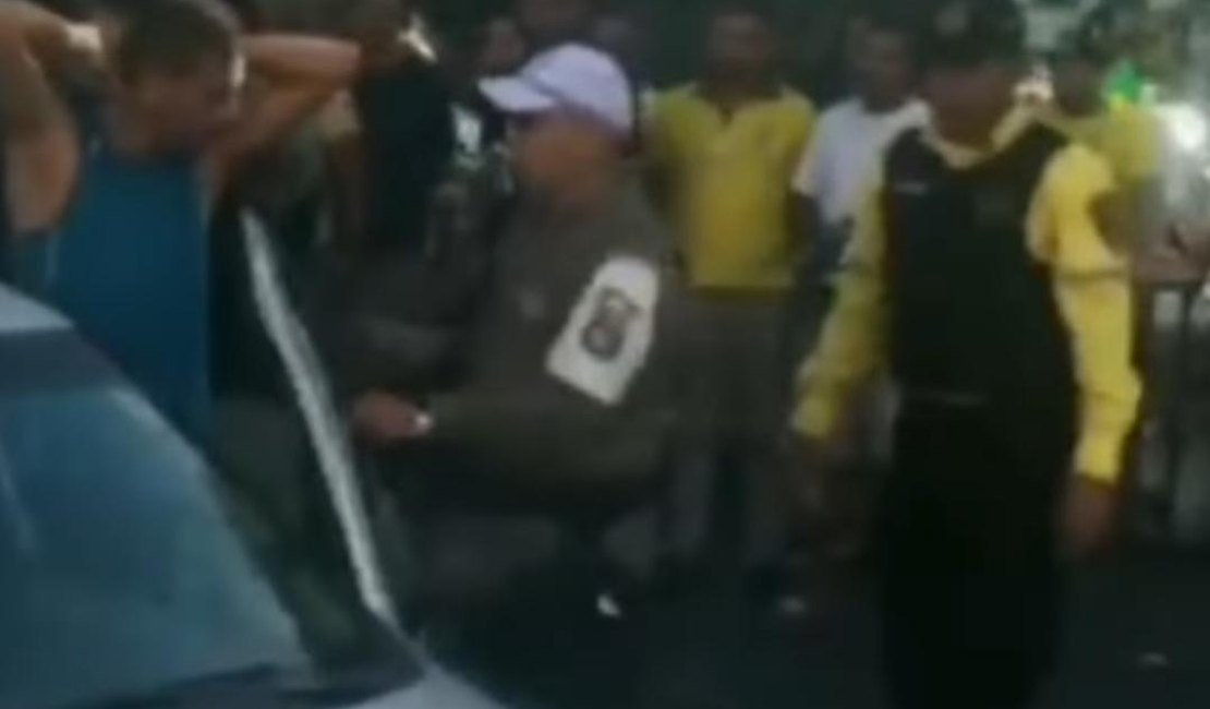 Homem é preso por tentar furar bloqueio bolsonarista na Av. Fernandes Lima