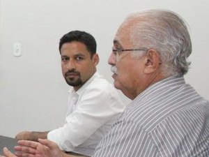 Se Cunha não aceitar acordo, Teófilo pode deixar PSDB nesta quinta (02)