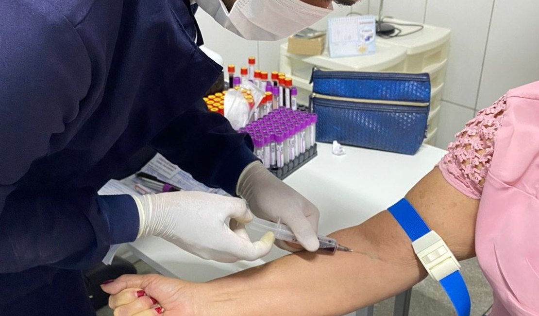 Reformada, UBS do Centro de Atalaia já atende à população com mutirão de exames de sangue