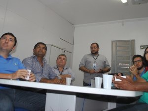 Câmara se reúne com técnicos da Casal e CAB para discutir vazamentos