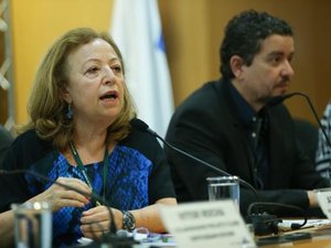 Saúde lança ação para informar sobre aids a usuários de aplicativo de relacionamento