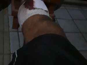 [Vídeo] Jovem desacata ordem policial e é atingido por um bala de borracha, em Porto Calvo