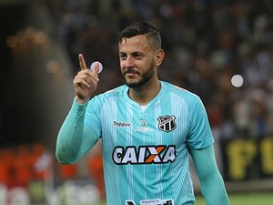 CRB tem novo alvo para reforçar a posição de goleiro