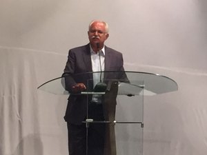 Rogério Teófilo enaltece suas propostas e se destaca no último debate em Arapiraca