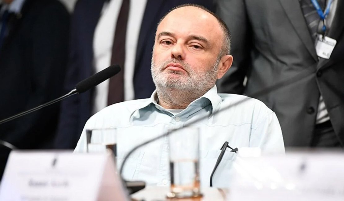 Moraes mantém preso homem que tentou explodir bomba em aeroporto no DF