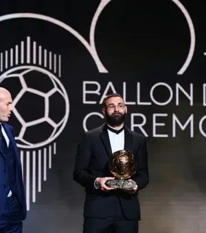 'Quero ganhar a Copa do Mundo', avisa Benzema após receber Bola de Ouro