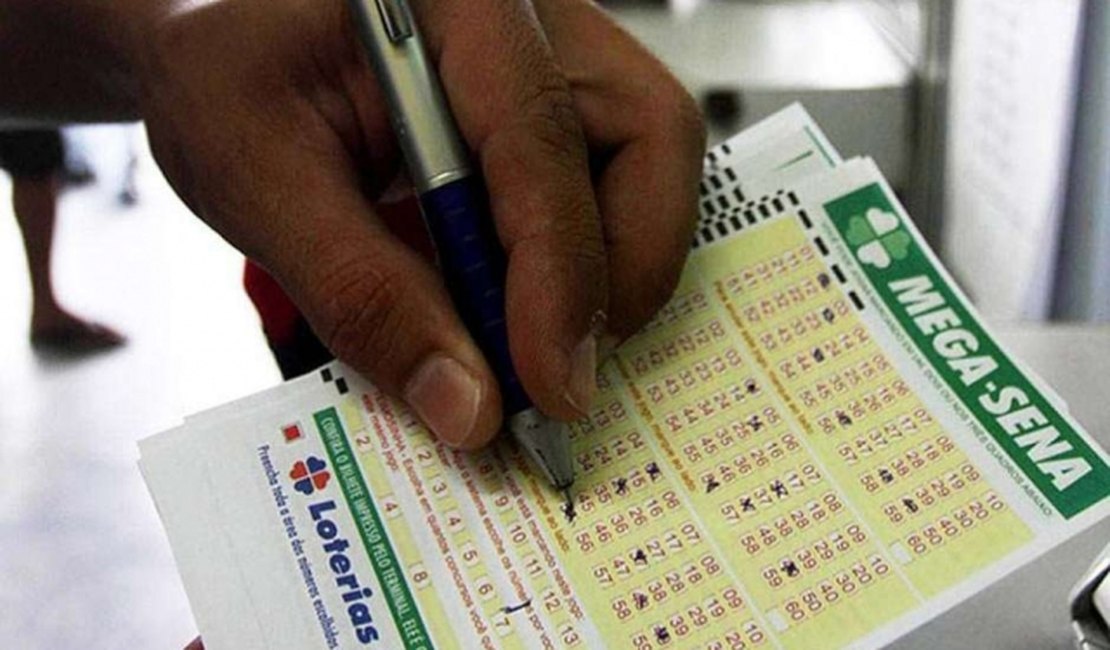 Mega-Sena acumula e pode pagar R$ 25 milhões na quarta