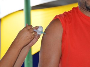 Alagoas inicia 2ª fase da vacinação contra a gripe nesta quinta-feira
