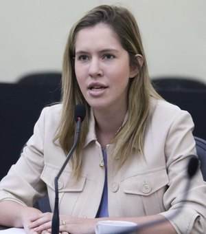 Deputada Cibele Moura propõe protocolo contra preconceito nas escolas