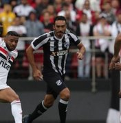 Alagoano Reinaldo vibra com boa fase e pensa em Seleção Brasileira