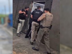 Operação contra Comando Vermelho em AL prende 12 pessoas e apreende R$100 mil