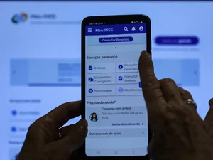 Quatro milhões de pessoas terão de fazer prova de vida no INSS