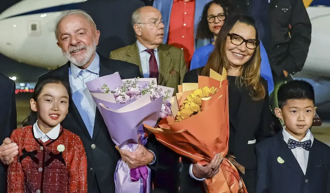 Lula se reúne com empresários chineses em Pequim