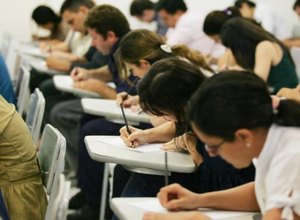 Concursos públicos têm 25.285 vagas com salários de até R$ 28,9 mil