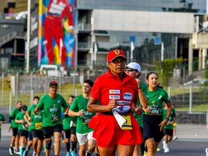 Em Interlagos, Carminha sobe Arapiraca no pódio e brilha na corrida em homenagem a Senna