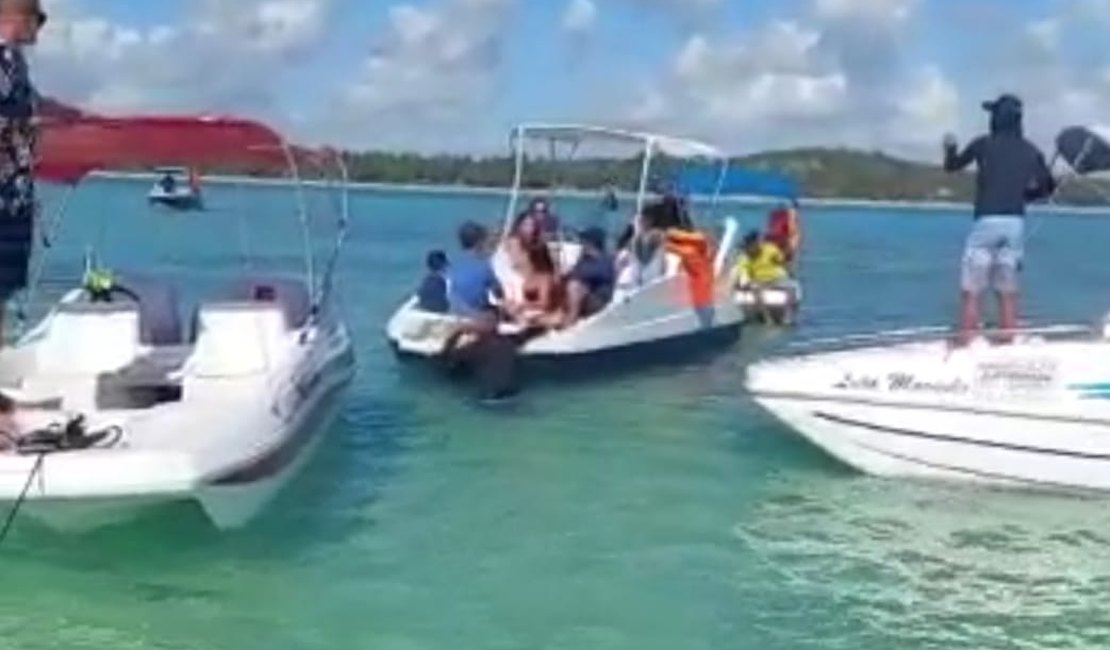 [Vídeo] Permissionários bloqueiam acesso aos passeios náuticos de Maragogi
