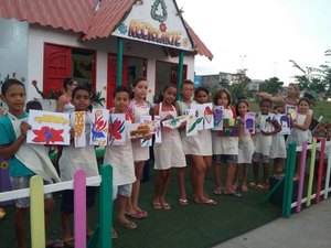 Projeto Reciclarte incentiva arte e descobre talentos infantis