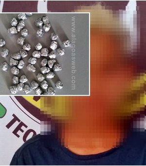 Adolescente é apreendido com 50 pedras de crack em Teotônio Vilela