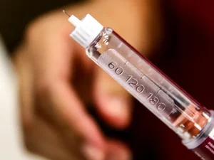 Anvisa proíbe canetas emagrecedoras sem registro vendidas na internet