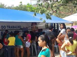 Ônibus do Sine emite mais de duas mil carteiras de trabalho em 2016