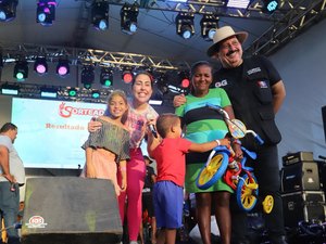Gilberto Gonçalves celebra Mês das Crianças ao lado dos riolarguenses na Corrida das Cores