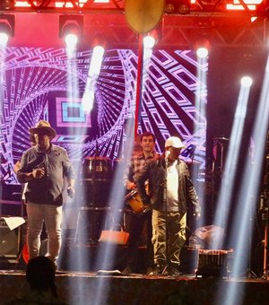 Forrozão Baby Som, Supapo e Danielzinho agitam a noite de São João em Palmeira