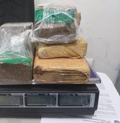 Deic prende dupla que fazia “delivery” de drogas em Maceió