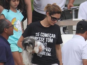 Michelle Bolsonaro usa camiseta com frase dita por juíza a Lula 