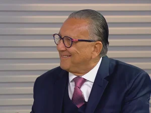 Após quadro de pneumonia, Galvão Bueno se sente mal e é internado no Paraná