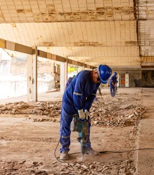 Mercado da Produção segue em funcionamento durante obras de reforma