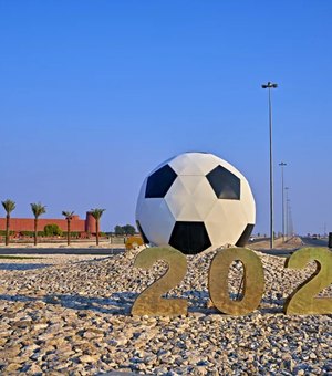 Gramados da Copa no Catar exigem estádios refrigerados e água dessalinizada
