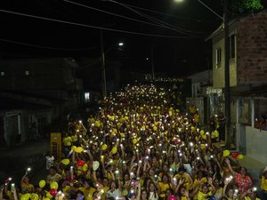 Mulheres fazem caminhada em apoio a Cícero Cavalcante em São Luís do Quitunde