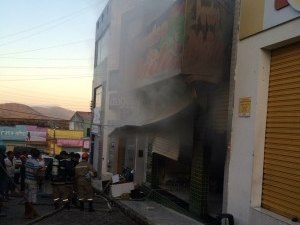 Incêndio destrói loja em Santana do Ipanema