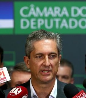 Rogério Rosso confirma que disputará presidência da Câmara