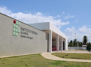 Ifal abre seleção para professor substituto em Maragogi e Penedo
