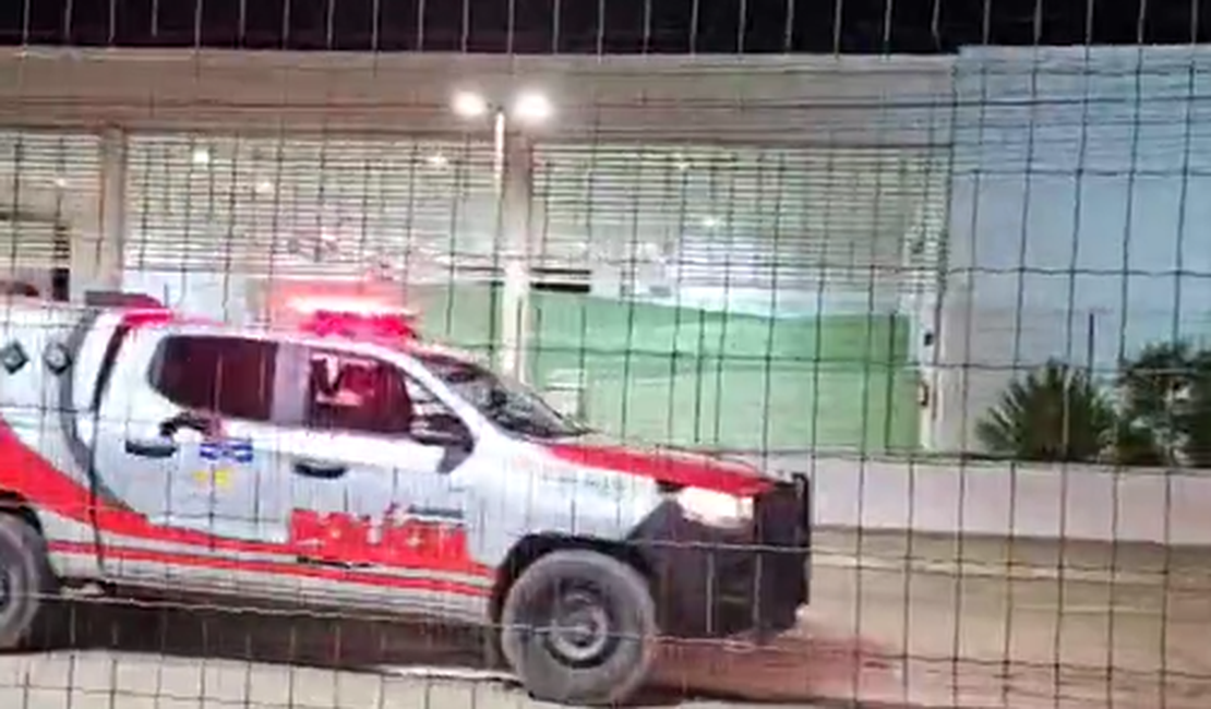 Mulher é esfaqueada após tentativa de estupro em São Miguel dos Campos; suspeito é preso