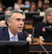 Deputado Rafael Brito pede isenção de taxa e novo cronograma do Enem para alunos do RS