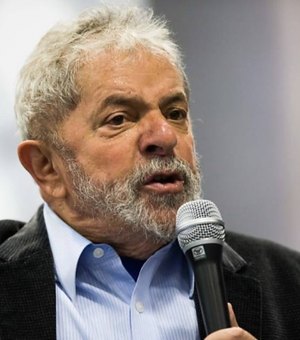 Lula diz que indiciamento no caso do tríplex é 'factoide' contra 2018