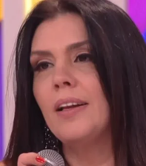 Cantora Simony anuncia cura de câncer de intestino após tratamento com imunoterapia