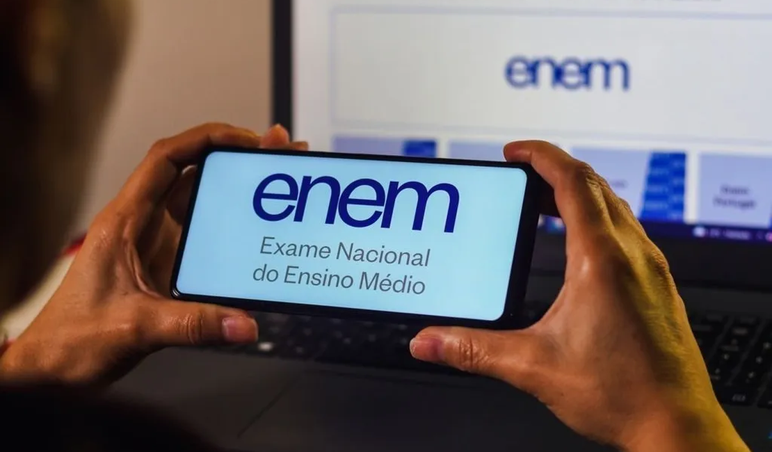 ENEM chegando: Profissionais e estudantes ligam o alerta na reta final.