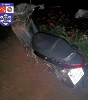 Motocicleta roubada é abandonada em rua de Arapiraca e devolvida à dona